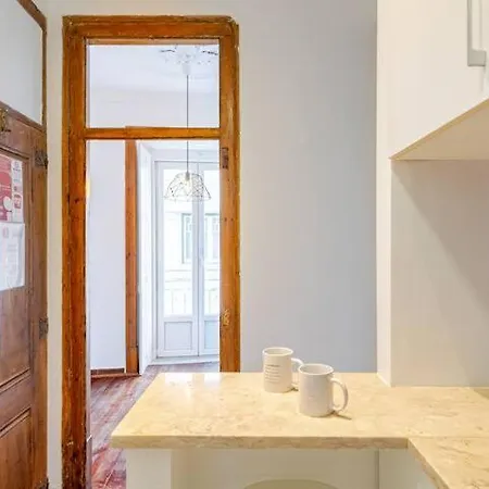 Surradores 33046 Al * Lizbona