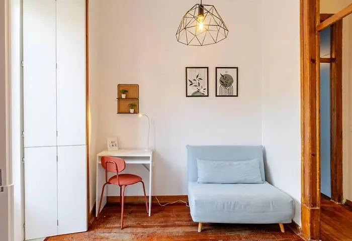 Surradores 33046 Al 아파트 *